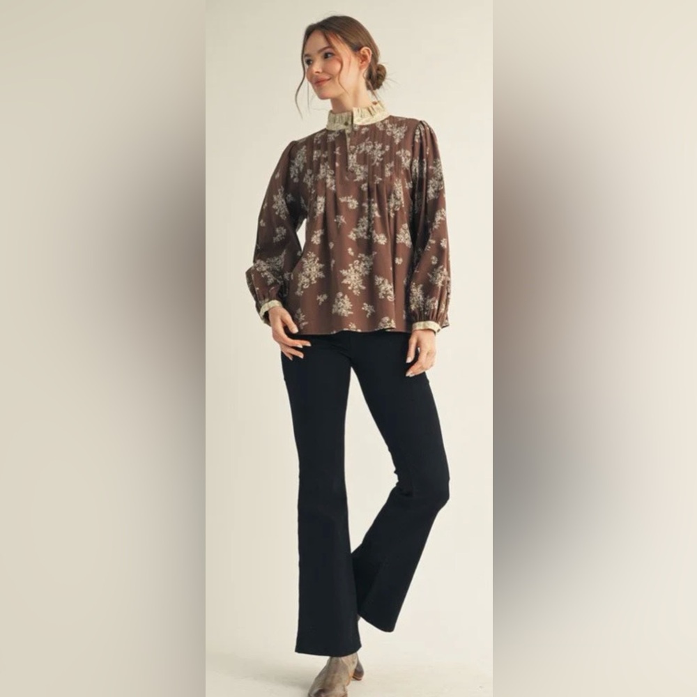 NWT Jodifl Floral Blouse – Size Small